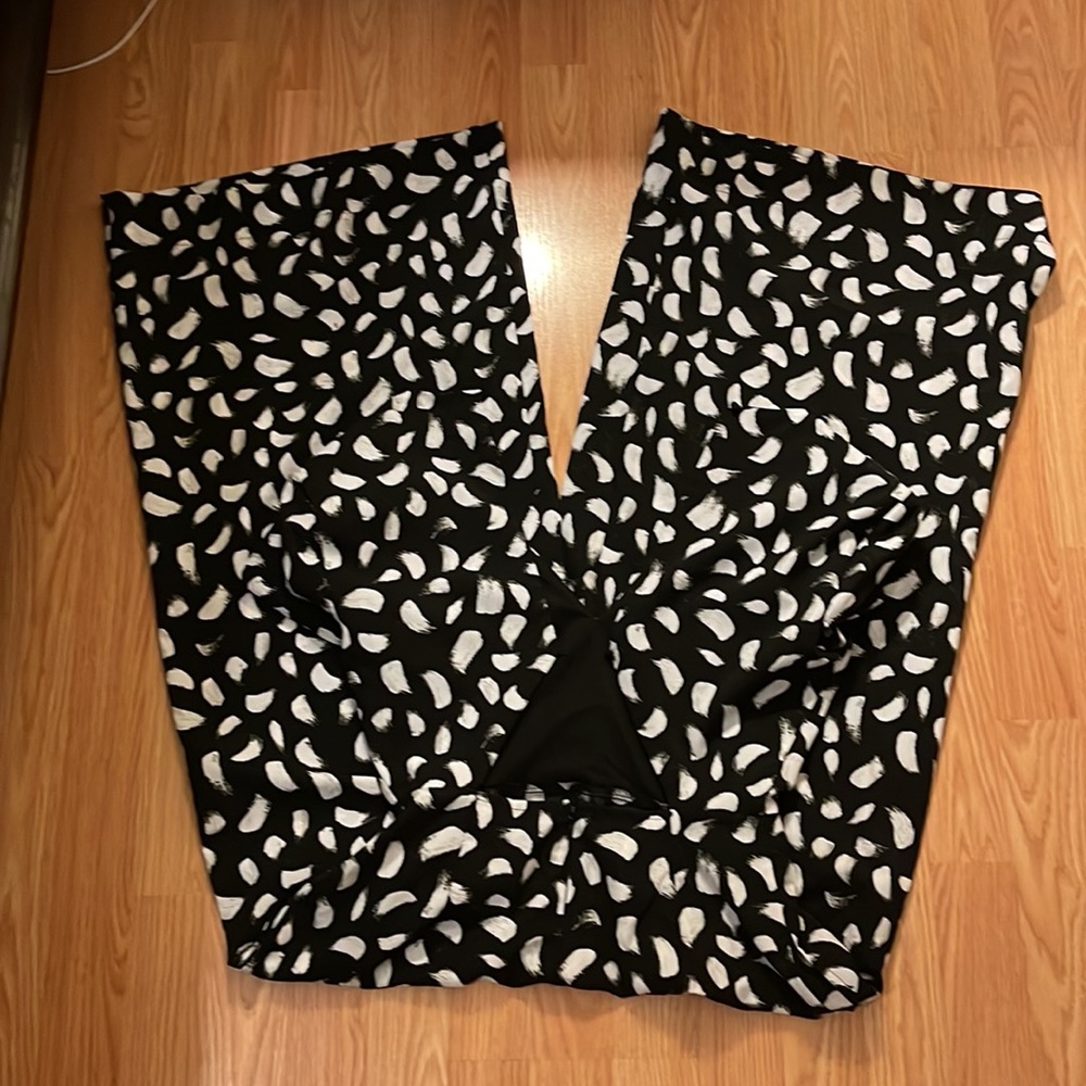 Jumpsuit - Picture 2 of 3